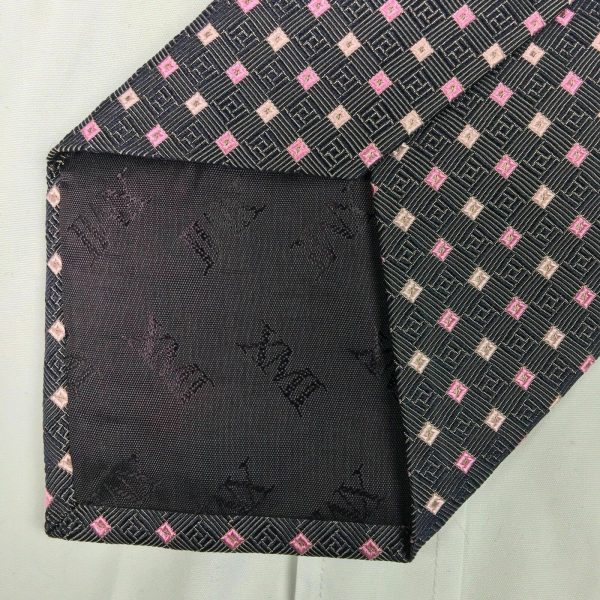 Sophisticated XMI Classic Mens Black Pink Square Pattern Italian Silk Neck Tie - Very Good Online Hot Sale