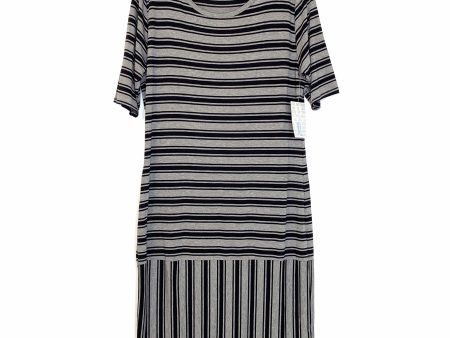 LuLaRoe Julia Bodycon Dress | XL (16-18) | Gray | Striped | NWT For Sale